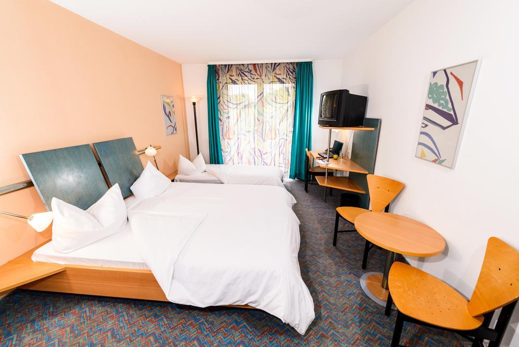 Hotel Residenz Schnelldorf Habitación foto